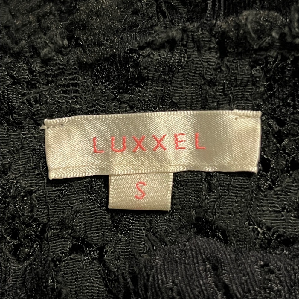 Luxxel Black Lace Crop Top Size Small - Picture 5 of 6